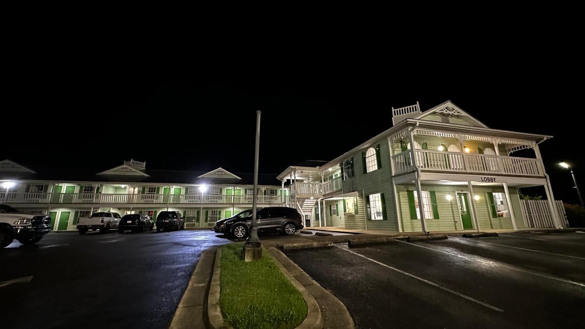Key West Inn - Chatsworth Exterior foto